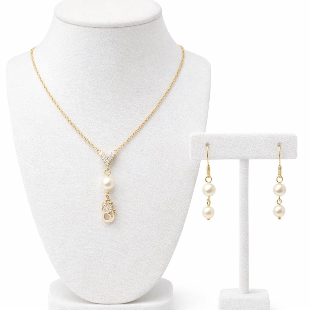 Elegant Cat Lover Gold Pearl Pendant Necklace and Earrings Set